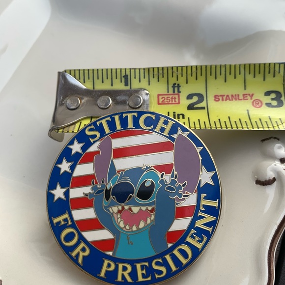 Disney Auction Pin - Stitch for President- larger - Picture 3 of 3
